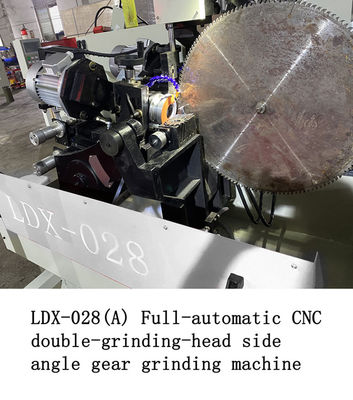 LDX-028A 3 축 완전 CNC 톱 블레이드 이중 썰매 머리 사이드 기어 썰매 기계