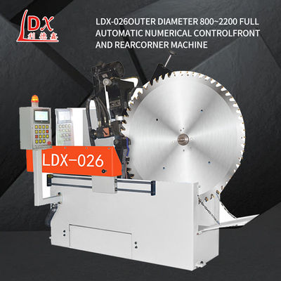 LDX-026A 밀링 직경 500-2000MM 세르보 공급 완전 CNC 원형 톱 블레이드 밀링 머신